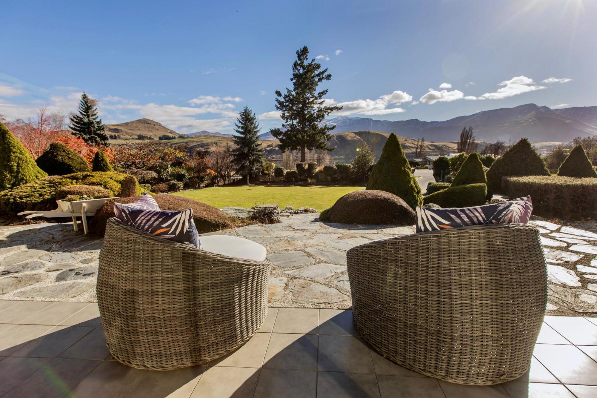 The Shan'S Lodge Queenstown Eksteriør billede