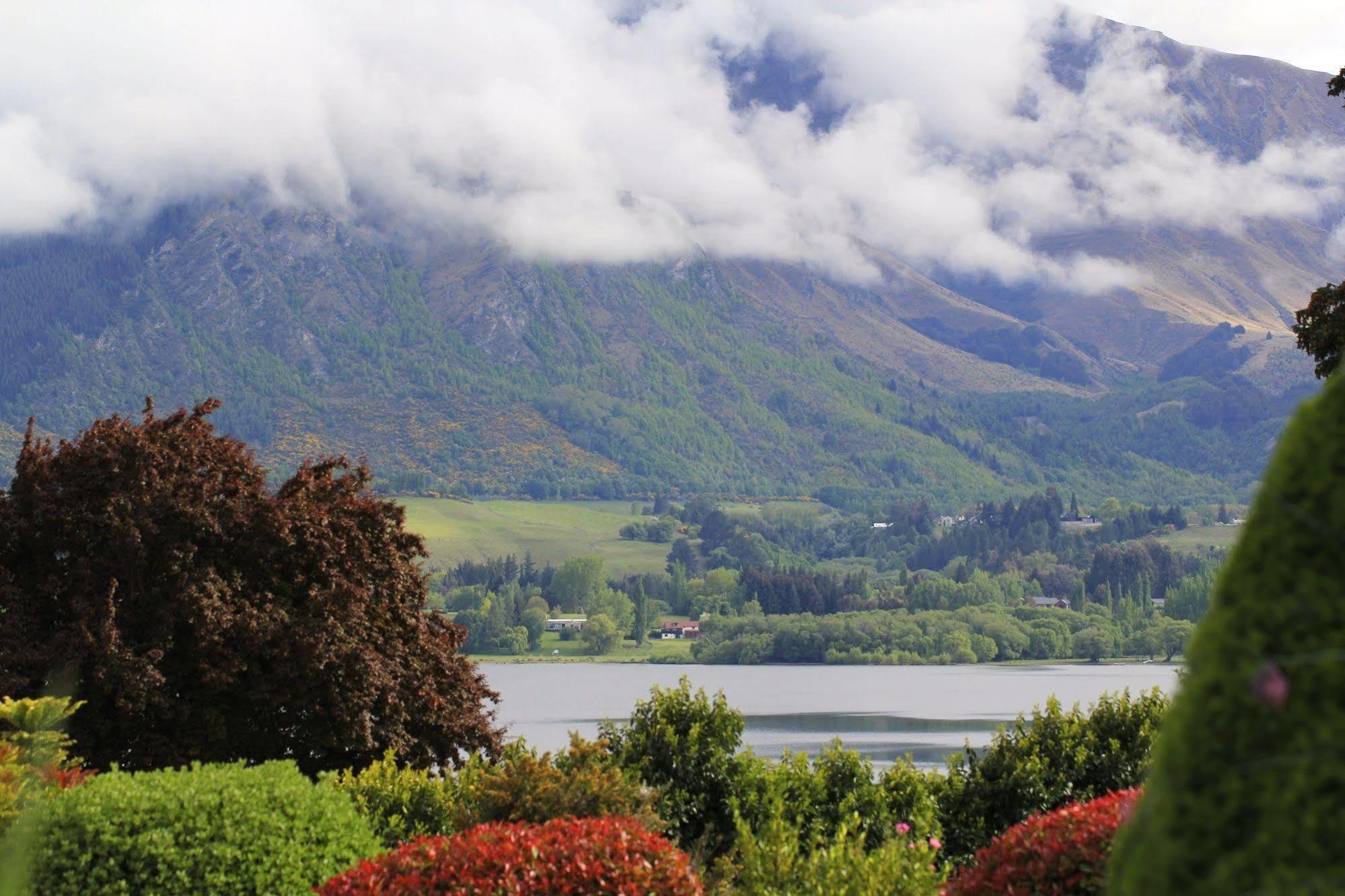 The Shan'S Lodge Queenstown Eksteriør billede