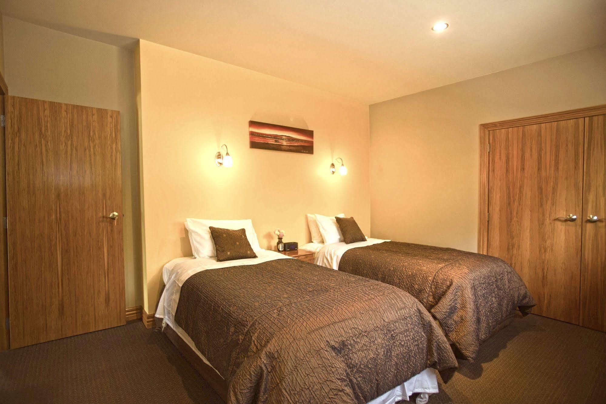 The Shan'S Lodge Queenstown Eksteriør billede
